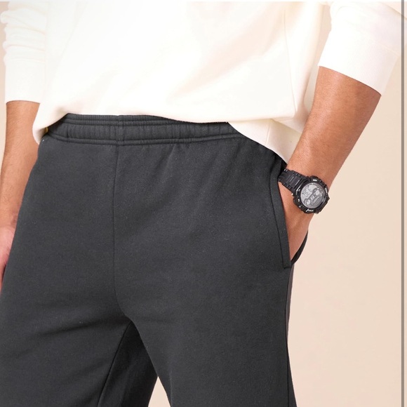 NIP Amazon Essentials Black Fleece Jogger Sweatpants - Picture 4 of 5